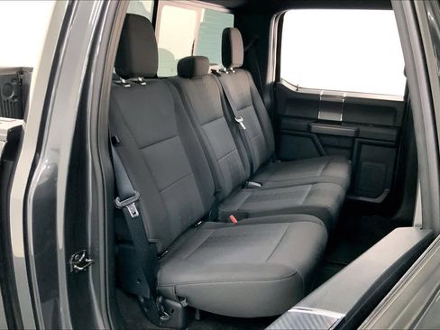 Used 2020 Ford F150 XLT w/ Equipment Group 302A Luxury AWD/4WD image 16