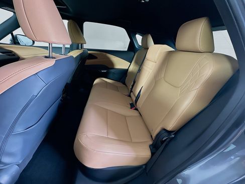 Used 2023 Lexus RX 350 Premium w/ Accessory Package image 28