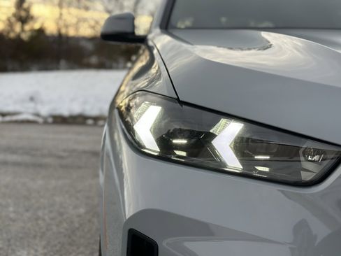 New 2026 BMW X5 xDrive40i w/ M Sport Package image 10