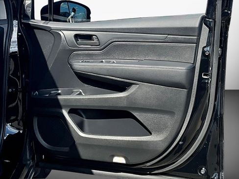 Used 2025 Honda Odyssey EX-L image 19