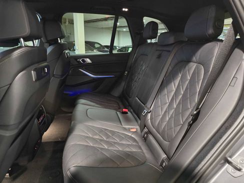 Used 2024 BMW X5 xDrive40i w/ Premium Package image 17