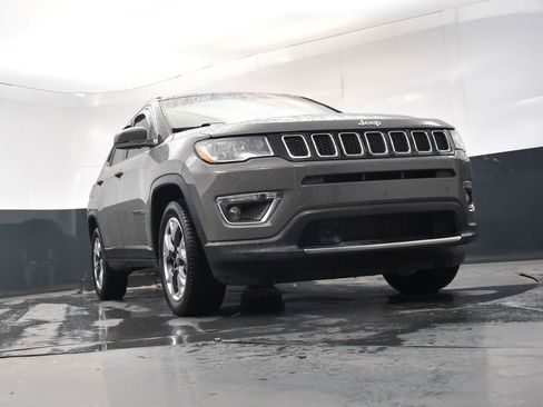 Used 2021 Jeep Compass Limited AWD/4WD image 25