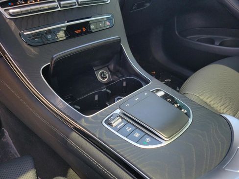 Certified 2021 Mercedes-Benz GLC 300 image 20