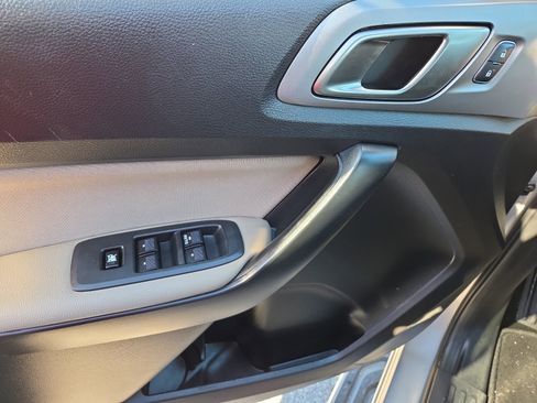 Used 2021 Ford Ranger XLT w/ Equipment Group 301A Mid image 13