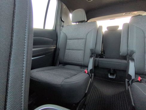 New 2026 Chevrolet Traverse LT w/ Driver Confidence Package FWD image 4