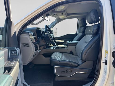 Used 2023 Ford F350 Limited AWD/4WD image 10