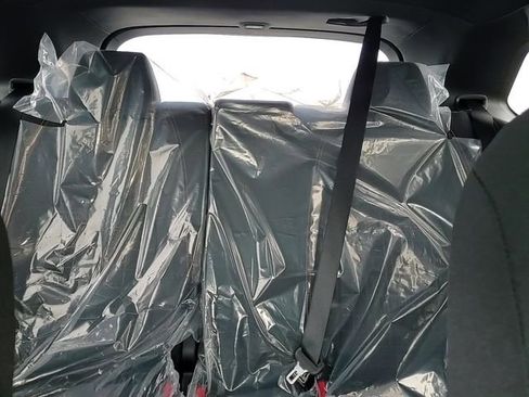 New 2026 Honda HR-V Sport image 18