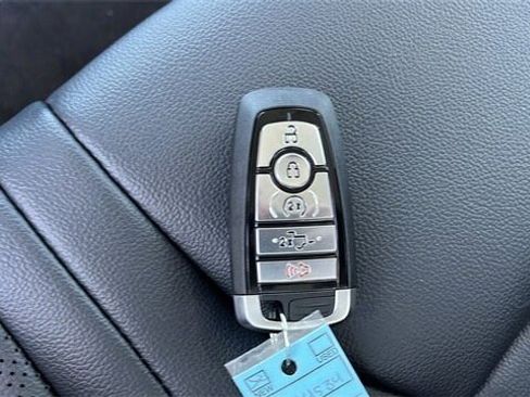 New 2025 Ford F350 Lariat w/ Black Appearance Package image 29