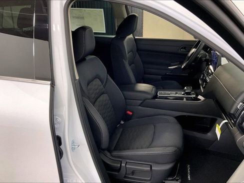 New 2026 Nissan Pathfinder SV AWD/4WD image 44