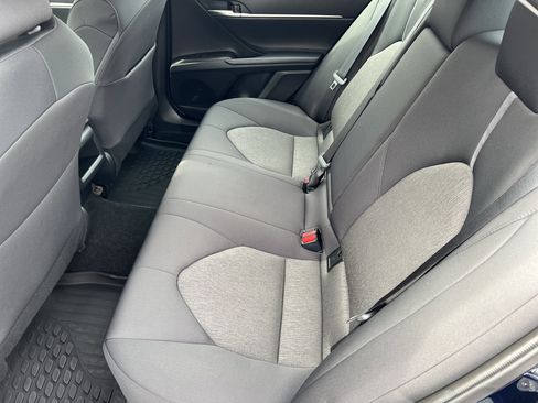 Certified 2022 Toyota Camry LE image 31