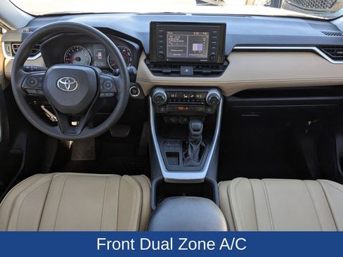 Used 2022 Toyota RAV4 XLE image 18