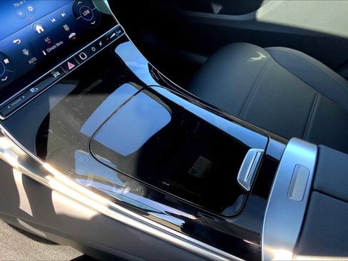 Certified 2026 Mercedes-Benz GLC 300 4MATIC image 7