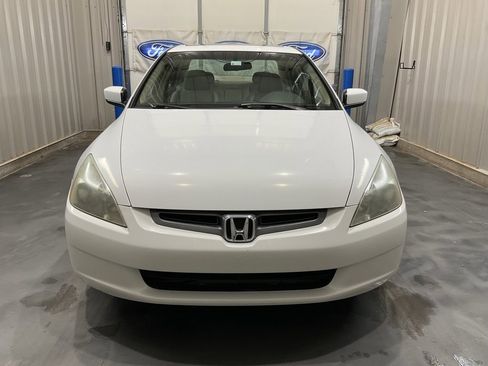 Used 2004 Honda Accord EX image 2