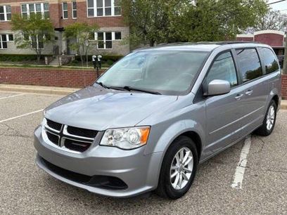 Used 2016 Dodge Grand Caravan SXT w/ Rear Park Assist Package