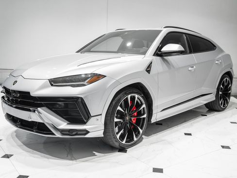 Used 2024 Lamborghini Urus S image 5