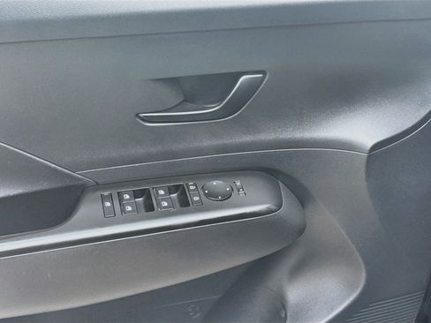 Used 2024 Hyundai Kona SEL FWD image 14