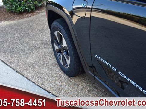 Used 2024 Jeep Grand Cherokee Limited 4xe AWD/4WD image 18