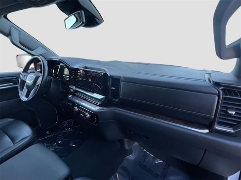 Used 2025 GMC Sierra 1500 SLT image 27