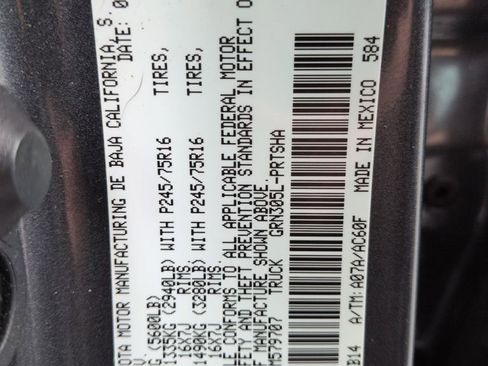 Used 2023 Toyota Tacoma SR image 29