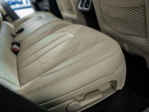 Used 2018 Maserati Levante S GranSport image 37