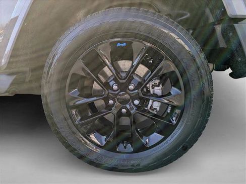 Used 2023 Jeep Wrangler Sahara w/ Cold Weather Group image 27