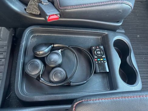 Certified 2021 Honda Pilot Black Edition image 37