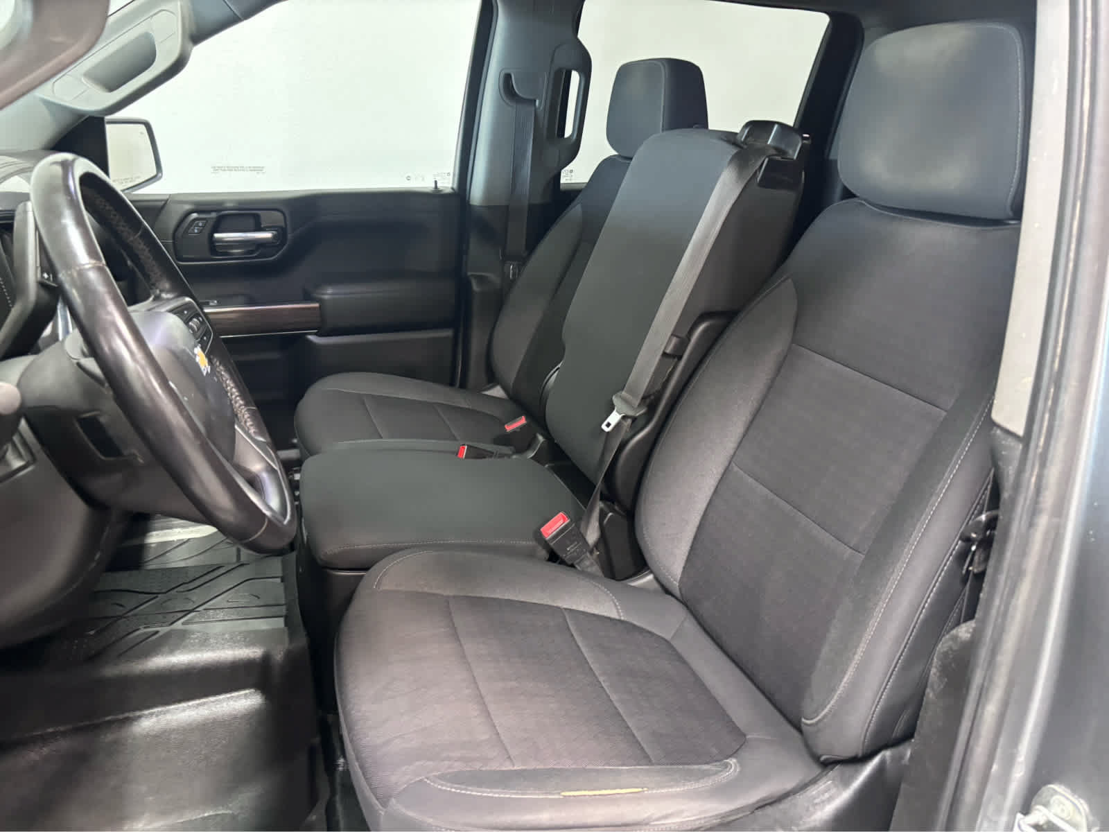 Used 2022 Chevrolet Silverado 1500 LT w/ Safety Package AWD/4WD image 12