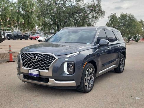 Used 2022 Hyundai Palisade Calligraphy FWD image 4