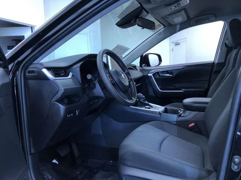 Certified 2025 Toyota RAV4 XLE AWD/4WD image 10