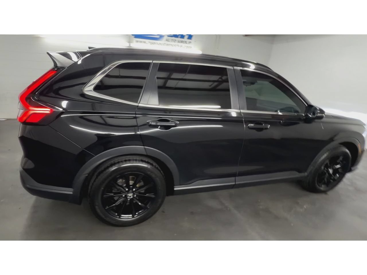 Used 2024 Honda CR-V Sport image 9