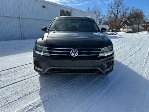 Used 2018 Volkswagen Tiguan SEL image 23