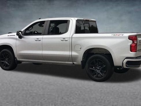 Used 2022 Chevrolet Silverado 1500 RST w/ Convenience Package II image 3