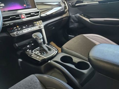 Certified 2024 Kia Seltos S FWD image 10
