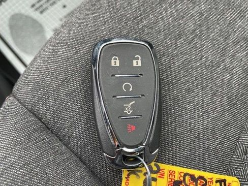 Used 2022 Chevrolet Equinox LT image 9