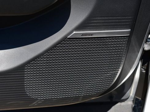 New 2025 Hyundai Santa Fe Limited FWD image 16