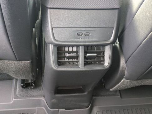 New 2026 Chevrolet Equinox LT AWD/4WD image 30
