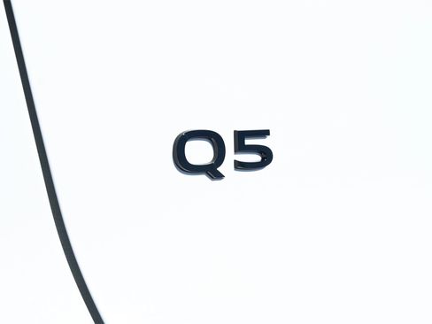 New 2025 Audi Q5 Premium Plus image 15
