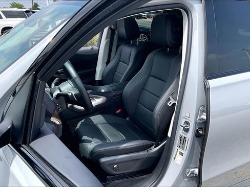 Certified 2025 Mercedes-Benz GLE 350 4MATIC image 8