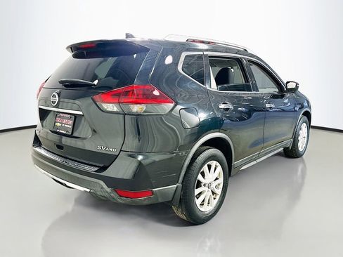 Used 2018 Nissan Rogue SV AWD/4WD image 8