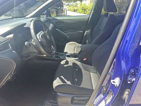 Used 2024 Toyota Corolla Cross AWD Hybrid image 15