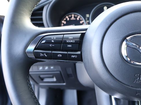 Certified 2025 MAZDA MAZDA3 Carbon image 33