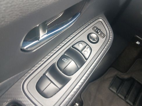 Certified 2025 Nissan Versa SV w/ Trunk Package image 20