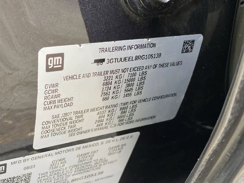 Used 2024 GMC Sierra 1500 AT4 w/ Technology Package AWD/4WD image 28
