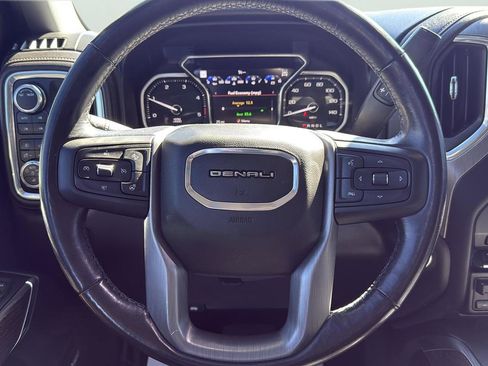 Used 2022 GMC Sierra 2500 Denali w/ Denali Black Diamond Edition image 15