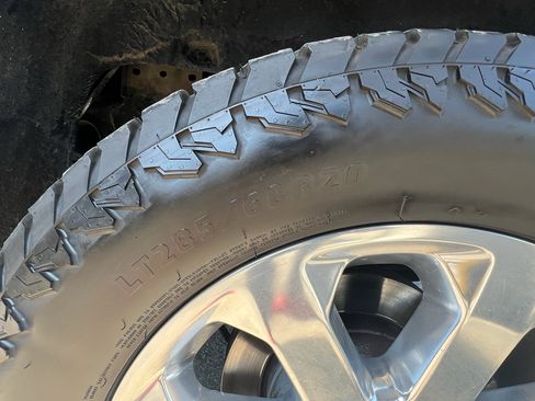 Used 2019 RAM 3500 Laramie AWD/4WD image 11