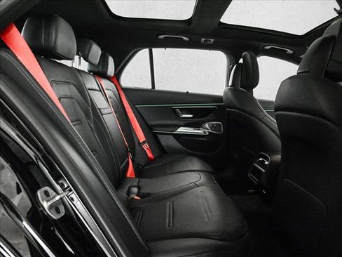 New 2026 Mercedes-Benz E 53 AMG e 4MATIC Wagon image 22