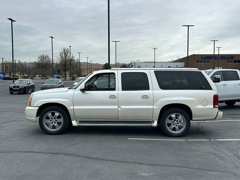 Used 2004 Cadillac Escalade ESV AWD image 6