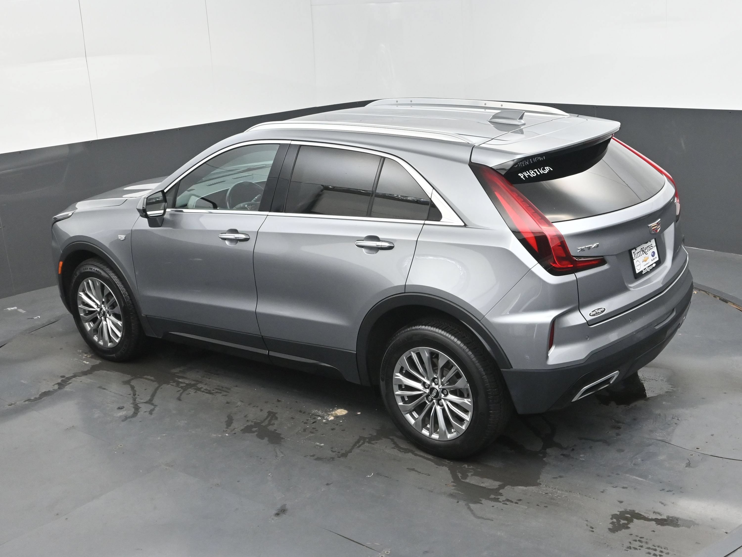 Used 2024 Cadillac XT4 Premium Luxury FWD image 29