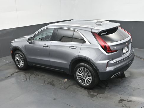 Used 2024 Cadillac XT4 Premium Luxury FWD image 29