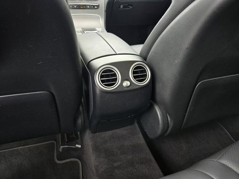 Used 2021 Mercedes-Benz GLC 300 image 15
